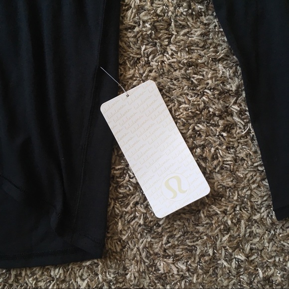 NWT Lululemon Another Round LS - Picture 2 of 4